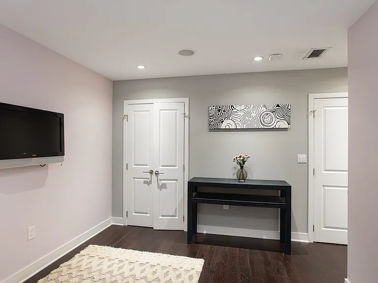 1450 Washington St #620 — Photo 14