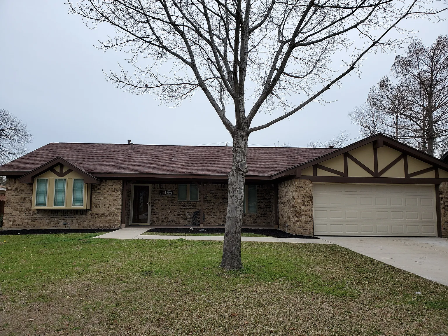 3 bed, 1578 sqft, $2,350 — Photo 1