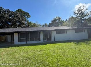 1452 Tally Ho Cir, Gulfport, MS 39507
