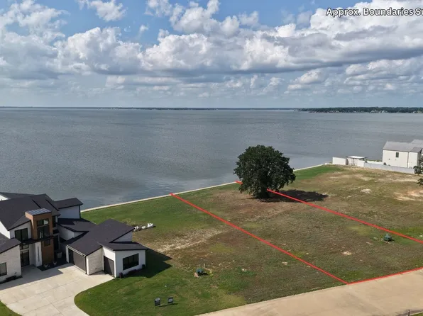 108 Mary Ct, Mabank, TX 75156