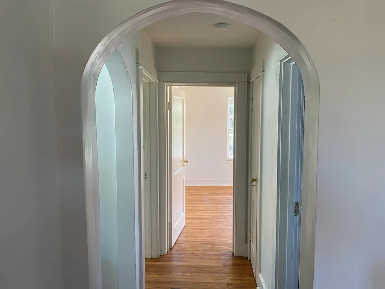 223 Amelia St — Photo 7