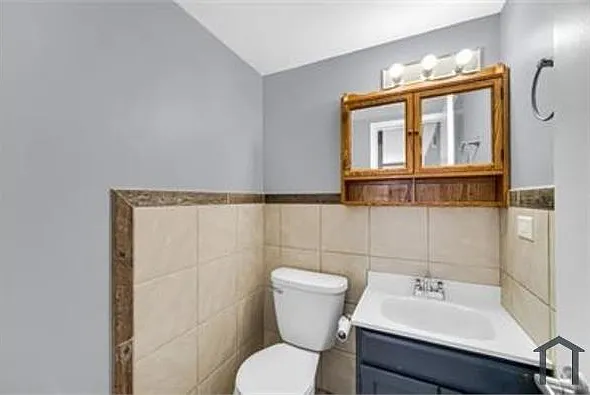 1793 Queensbury Cir — Photo 11