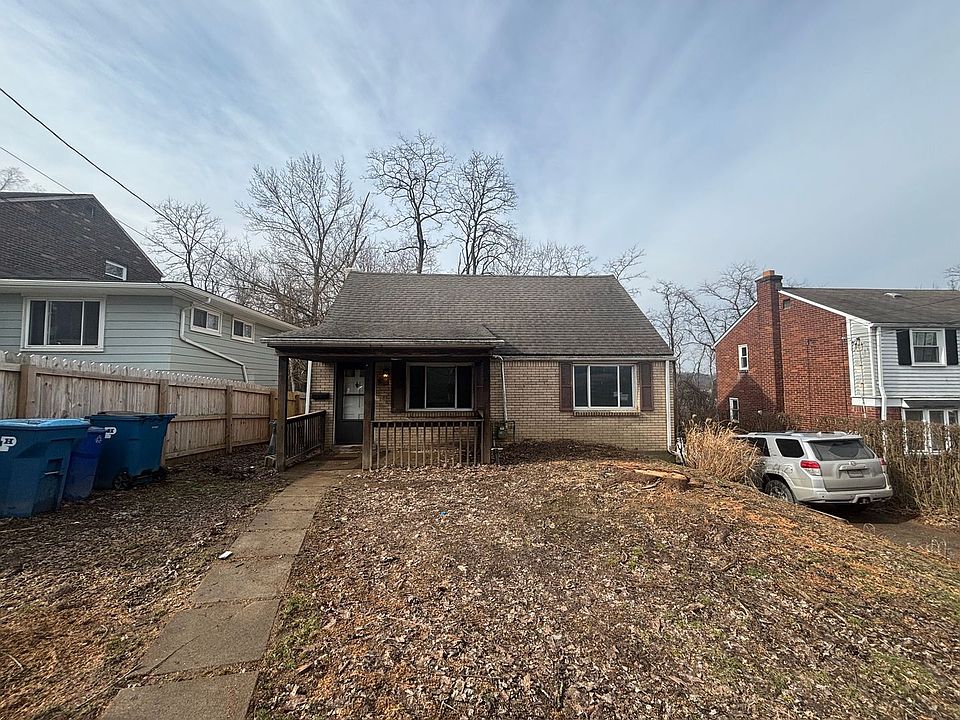 1st image of 302 Marose Dr