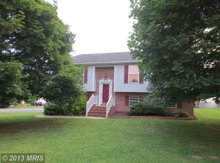112 Artisan Way, Martinsburg, WV 25401