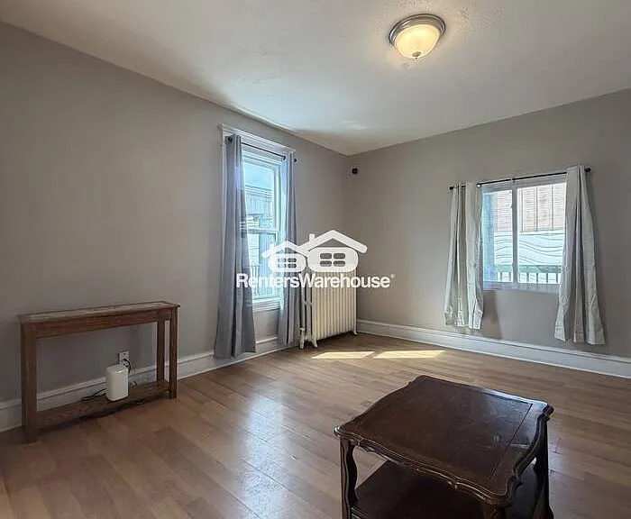 2925 2nd Ave S #4 — Photo 5