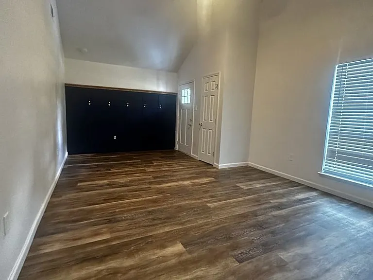 24473 Marie Ct — Photo 24