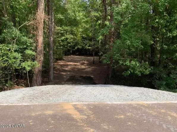 2640 State Highway 200, Henderson, TN 38340