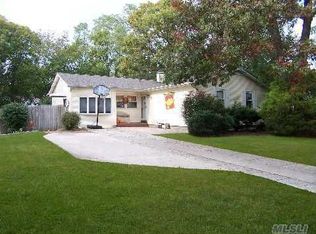 62 Mount Sinai Coram Rd, Coram, NY 11727