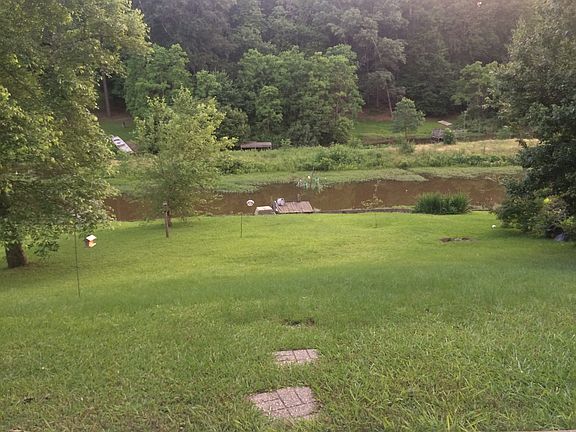 4th image of 107 Tamarack Cir