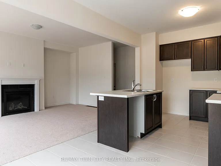 33 Dennis Ave — Photo 11
