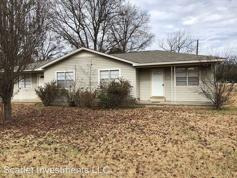1st image of 102 Rollins Dr