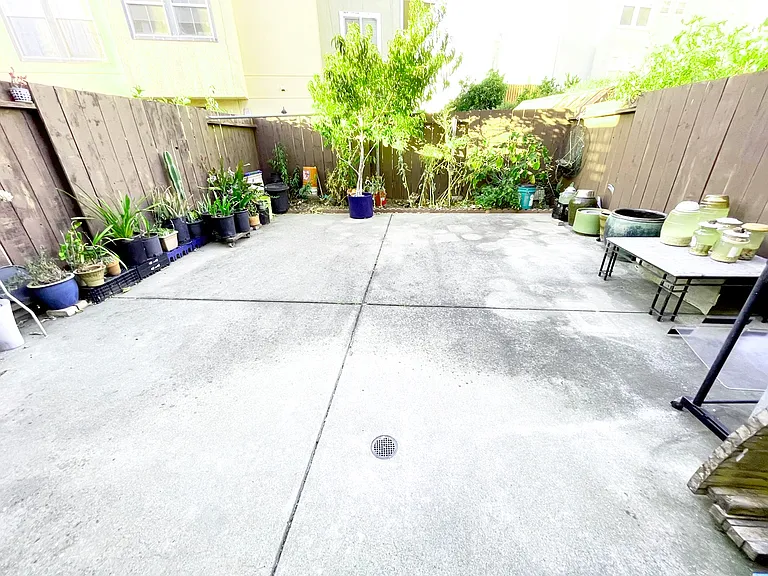 Lydia Ave — Photo 11
