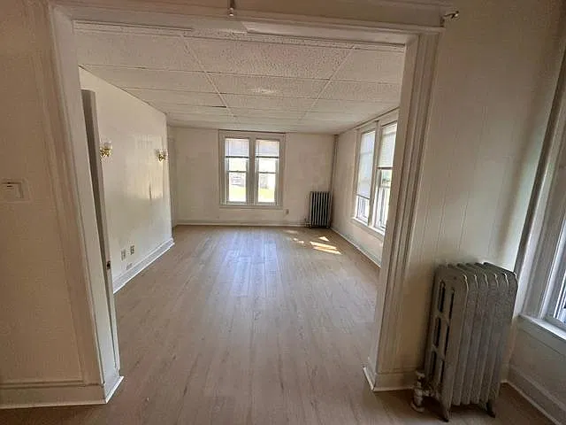 2 bed, 1000 sqft, $1,700 — Photo 1