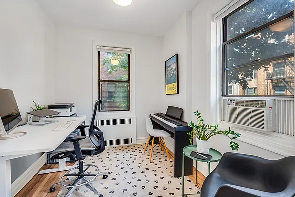 Sold by Compass | media 3