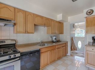 517 Poplar Ave, Pompton Lakes, NJ 07442