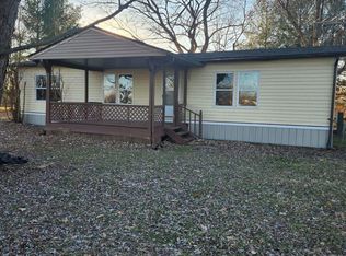 779 Clark School Rd, De Soto, IL 62924