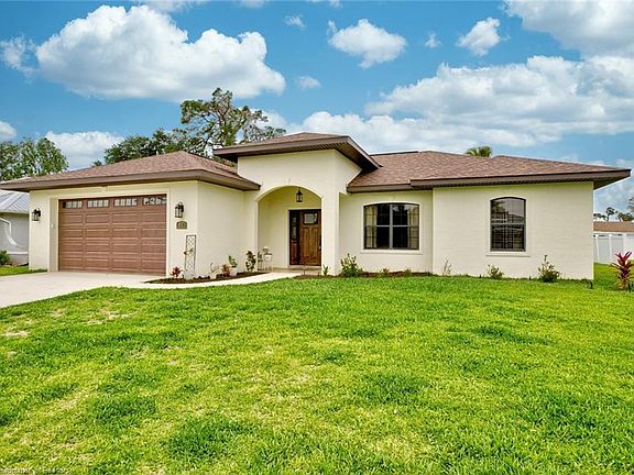 3rd image of 4073 Santa Barbara Dr