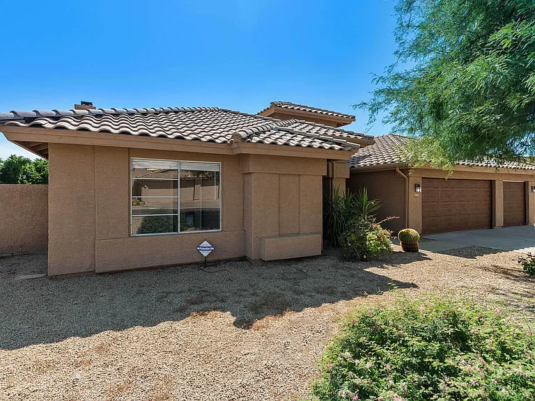 9295 E Rockwood Dr — Photo 5