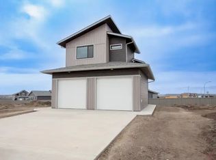 13406 105th St #1A, Grande Prairie, AB T8X 0W4