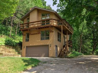 24878 2nd St, Trempealeau, WI 54661