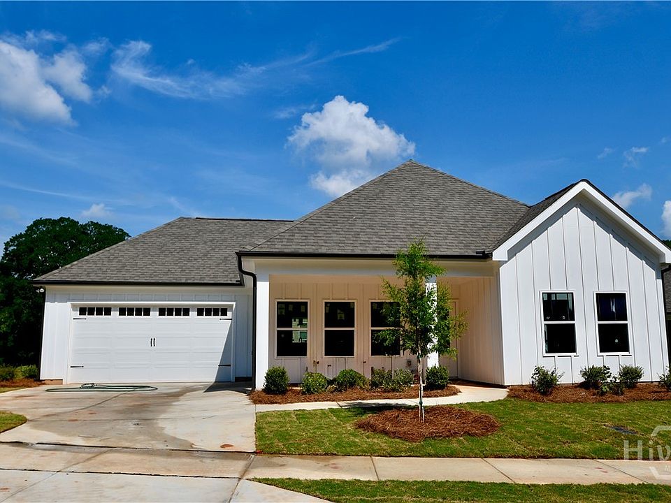 1st image of 205 Timsbury Drive