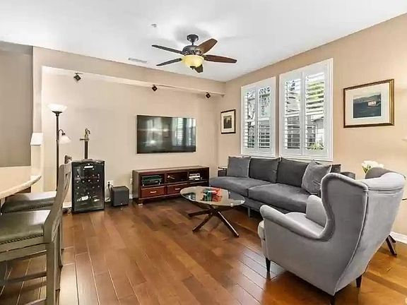 2nd image of 37 Playa Cir #H