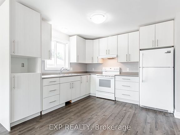 5th image of 11 Donald Ave