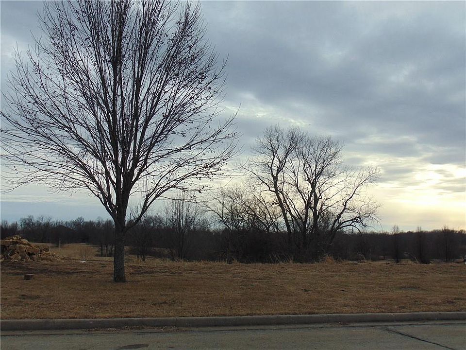 2nd image of 2507 Burris Dr