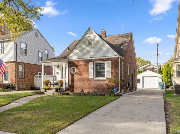 909 N Elizabeth St, Dearborn, MI 48128