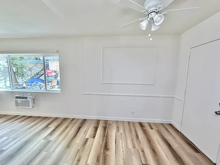 7107 Fulton Ave #3 — Photo 5