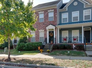 7035 Sunnywood Dr, Nashville, TN 37211