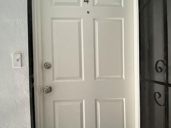 2nd image of 1964 S Sherbourne Dr APT 4