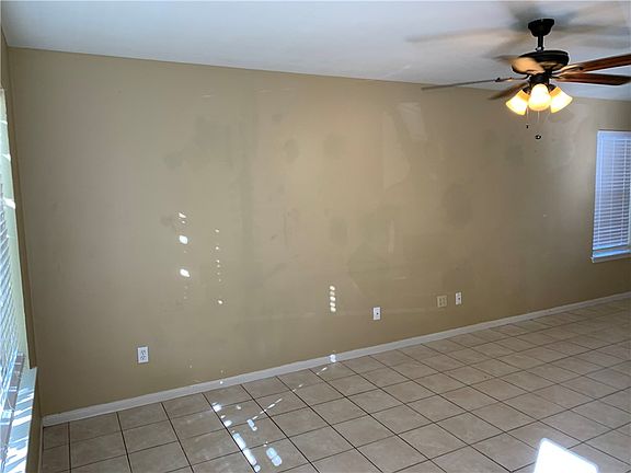 2nd image of 334 S Fm 1174