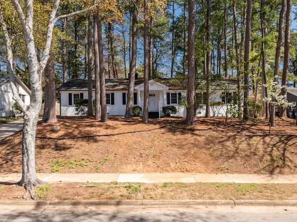 5812 Timber Ridge Dr, Raleigh, NC 27609