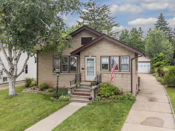 935 Monroe St, Oshkosh, WI 54901