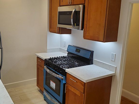 2nd image of 626 Capp St APT 101