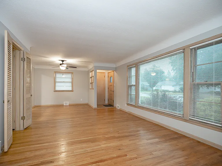 4365 Adrian Rd — Photo 10