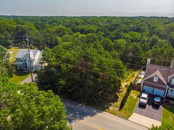 3rd image of 1536 Breakers Dr