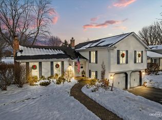806 Fellows St, St Charles, IL