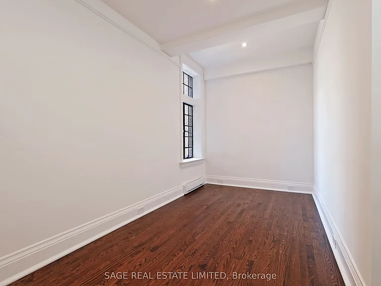 150 Balmoral Ave #304 — Photo 34
