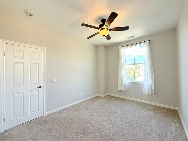80435 Atherstone Dr — Photo 16