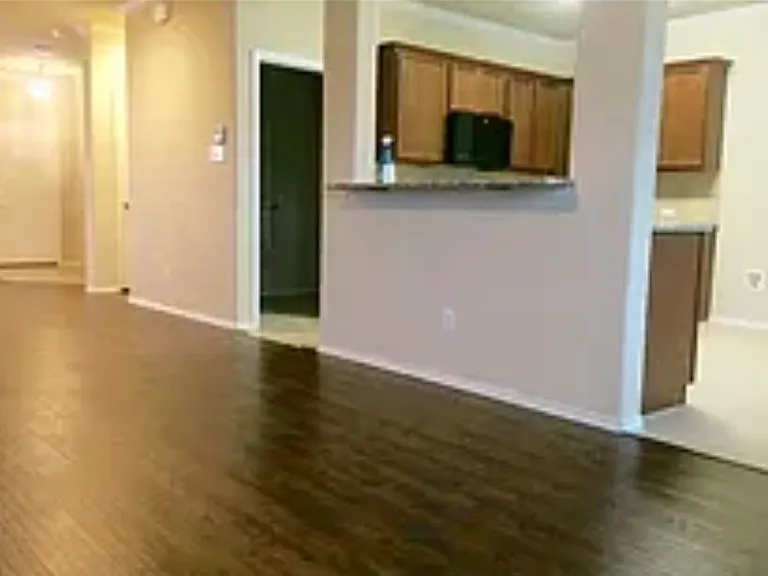 12300 Shine Ave — Photo 11