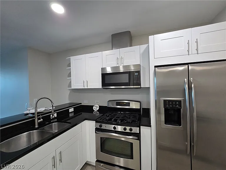 4525 Dean Martin Dr #503 — Photo 5