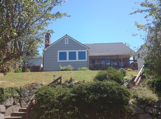 2828 29th Ave W, Seattle, WA 98199