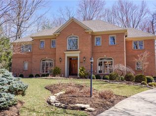 9330 Patriot Woods Ct, Dayton, OH 45458