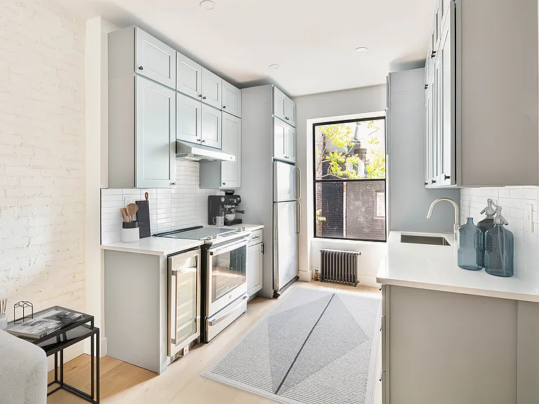 78 Christopher St #7 — Photo 11