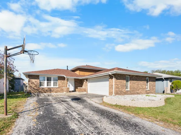 20124 Redwood Ave, Lynwood, IL 60411