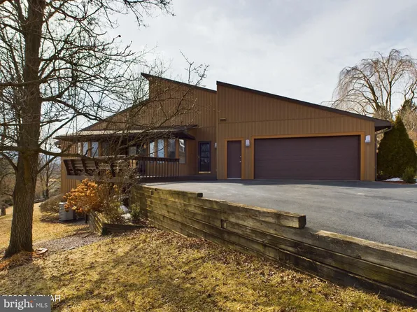 3012 Mountain Cres, Montoursville, PA 17754