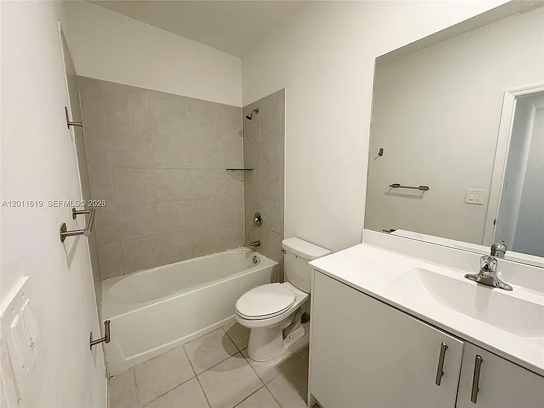 1684 SE 26th Ter #1684 — Photo 20