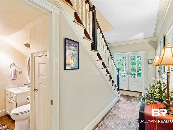 4th image of 3818 Mordecai Ln